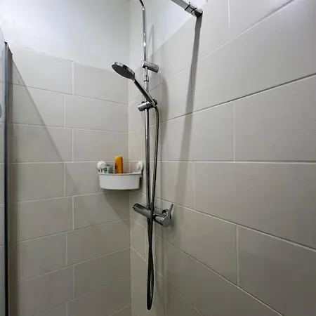 Daire Climatise Refait A Neuf #16