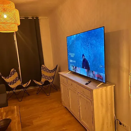 Apartment Climatise Refait A Neuf #16